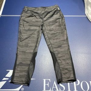 Black Camo Capri Leggings